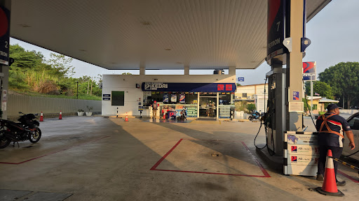 Petron SPA Highway Eastbound (PAYA EMAS)