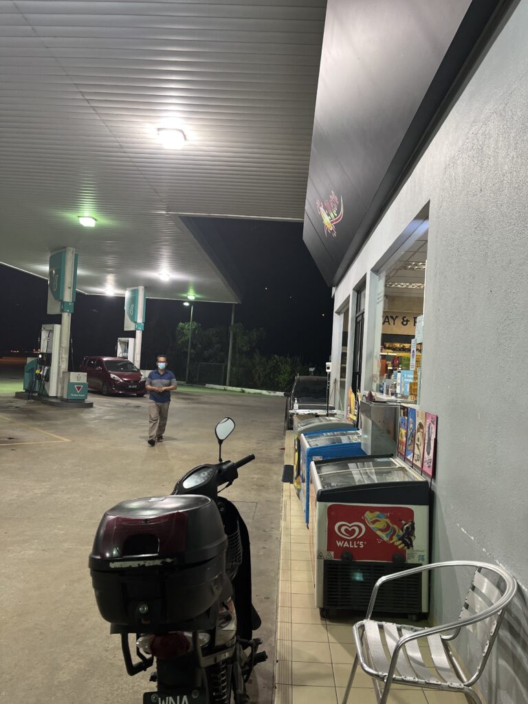 Petronas Batu 15