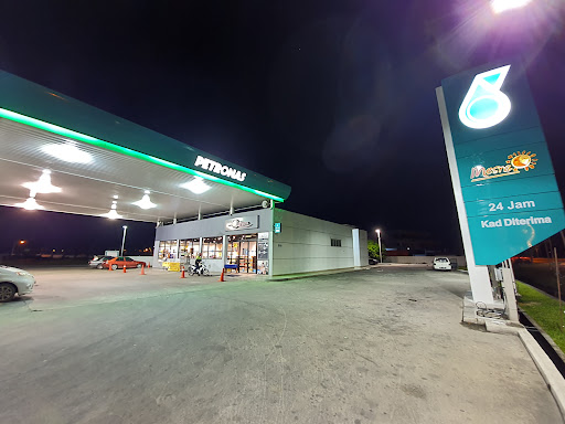 PETRONAS Lanang Barat