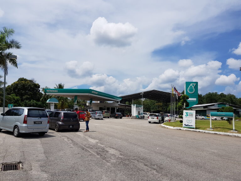 PETRONAS - Rompin, Bahau [ ROMPIN ENTERPRISE PETROLEUM SDN BHD ]